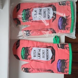 Oven mitts